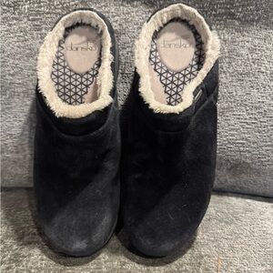 Women's Black Dansko Vibram Suede Clogs Size 39